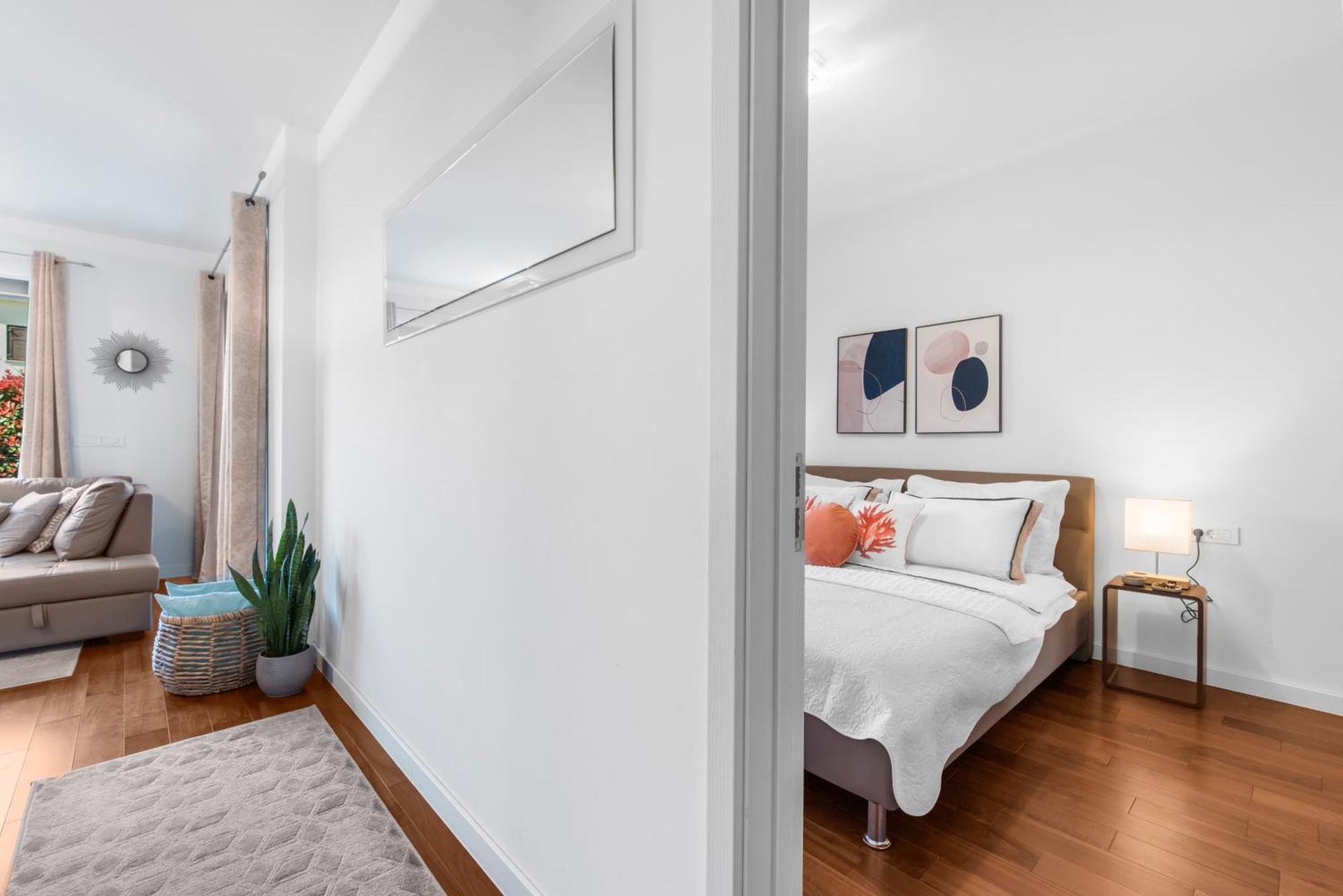 Luxury New Apartment With Private Garden Near The Beach! Πόρετς Εξωτερικό φωτογραφία